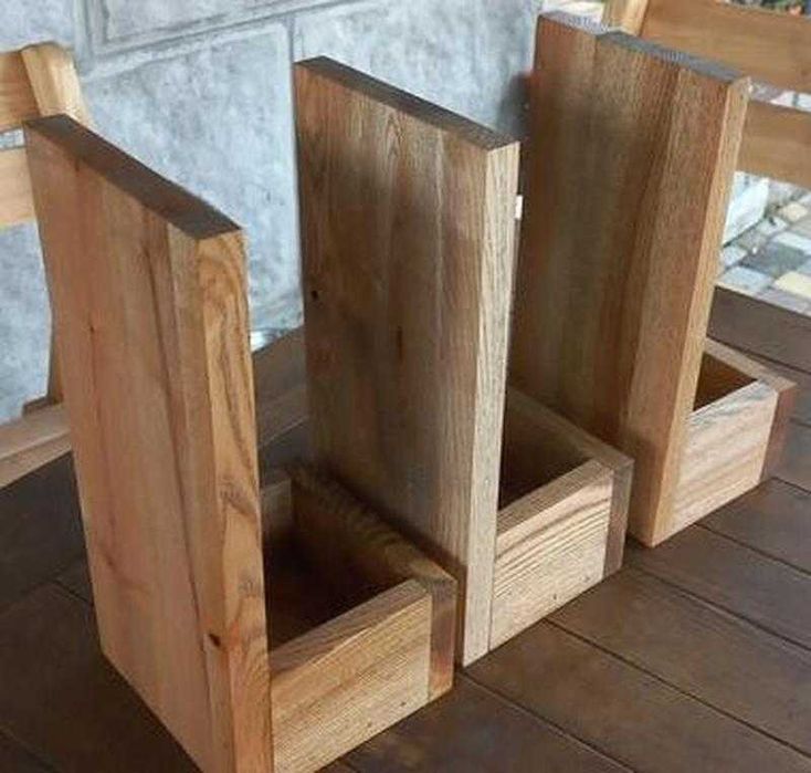 Настінна відкривачка для пива з натурального дерева