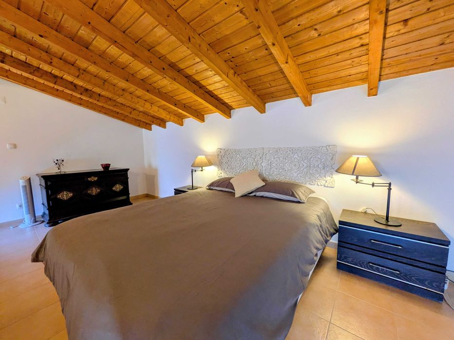 Retiro na natureza com terraço e vista