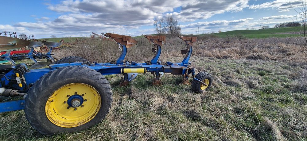 Pług obracalny 8 skibowy overum dvxl na wózku