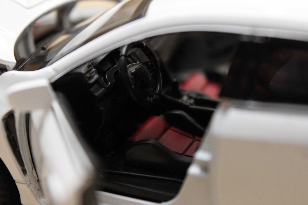 Model samochodu jak HONDA CIVIC TYPE-R X 10 1:32 światła dźwięk