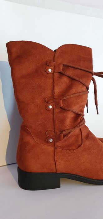 Buty damskie brązowe zamszowe niemieckiej marki rozmiar 42