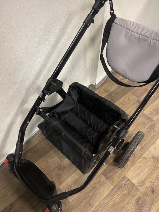 Коляска 2в1 нова