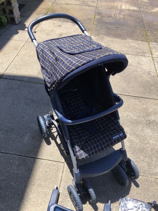 Carrinho de bebé Chico