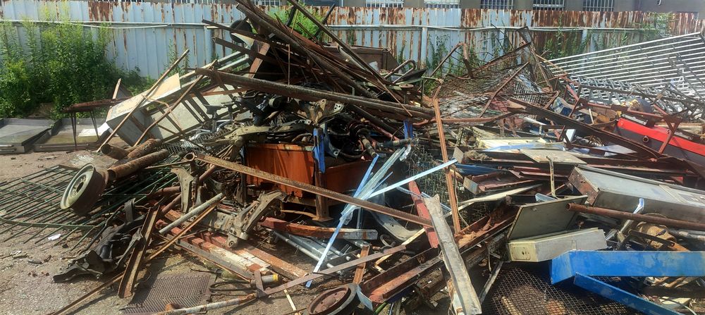 Mobilny odbiór zlomu -  skup zlomu -  wywóz złomu - utylizacja pieców