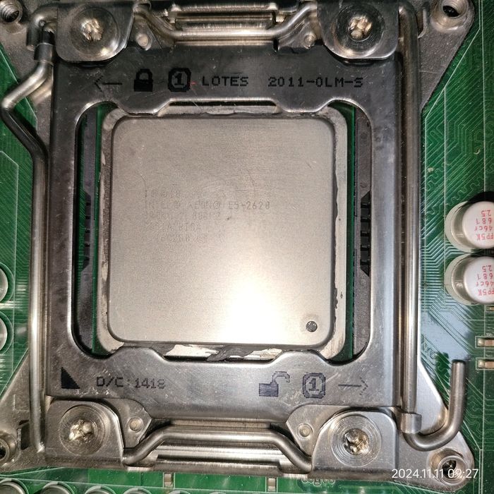 Серверна материнська плата Asus z9pe-d16/2l