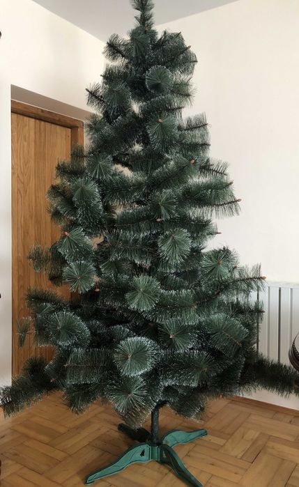 Duża sztuczna choinka 240 cm + stojak