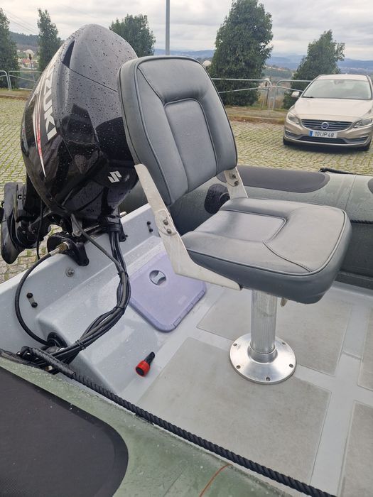 Semirigido Valiant 4.5