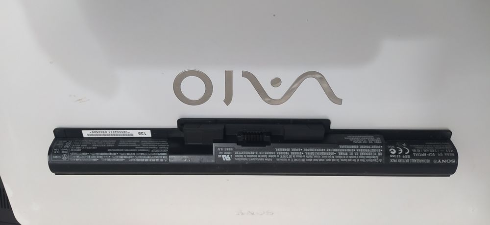 Sony vaio SVF 152A29V.