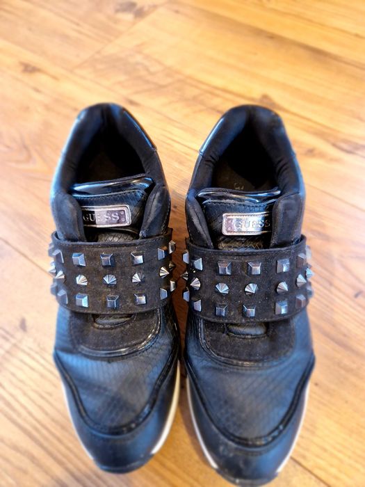 Buty sneakersy Guess r 39
