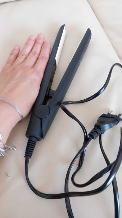 Mini alisador de cabelo
