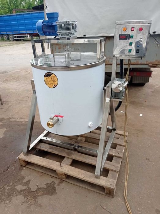 Котел пищеварочный с мешалкой