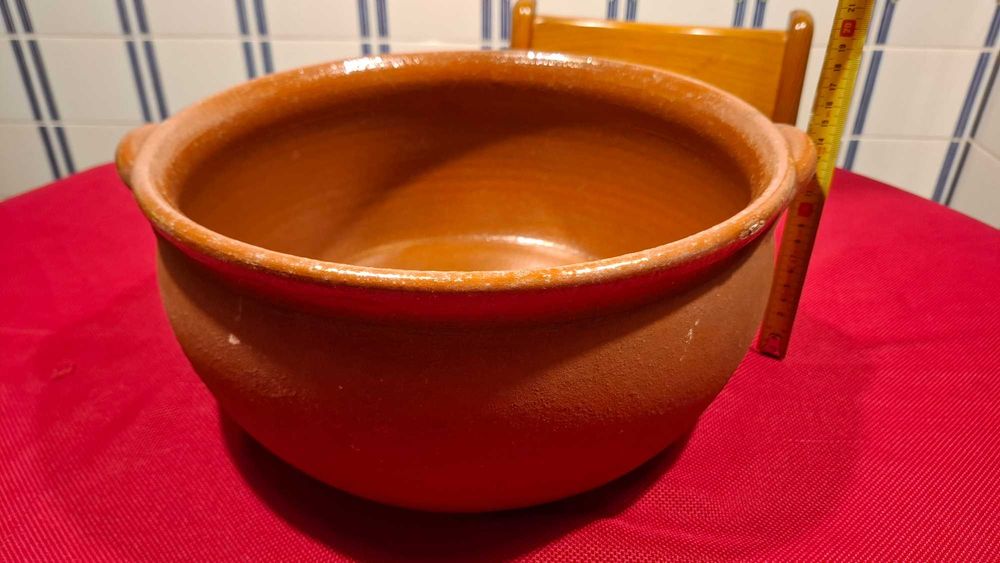 Tacho / panela em barro