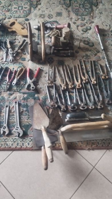 Diversa ferramenta da área de construção civil