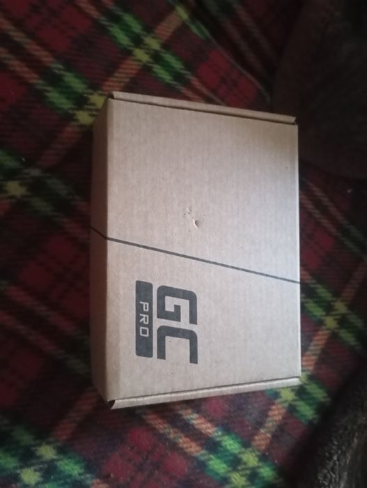 Sprzedam nową ładowarkę