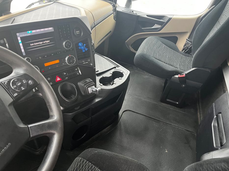Mercedes Actros MP4 18-430