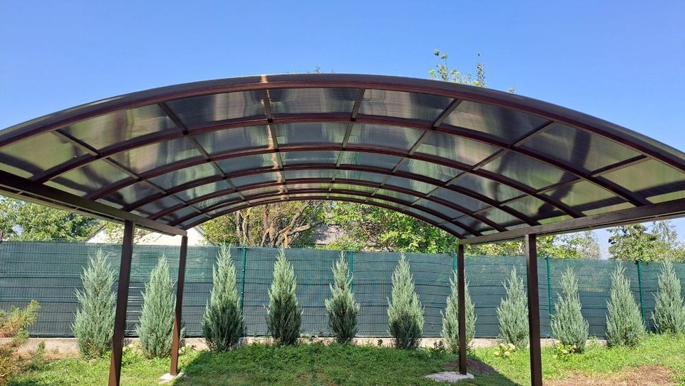 Навіс козирок. Навес козырек