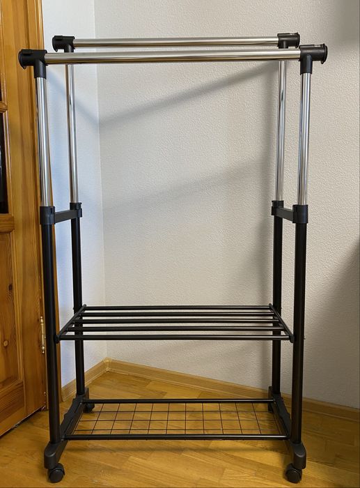 Вішалка пересувна JYSK подвійна в ідеальному стані