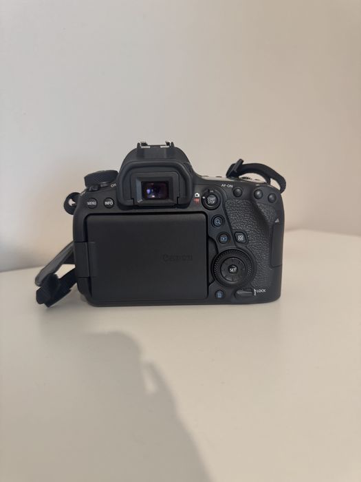 Aparat Canon 6d mark II