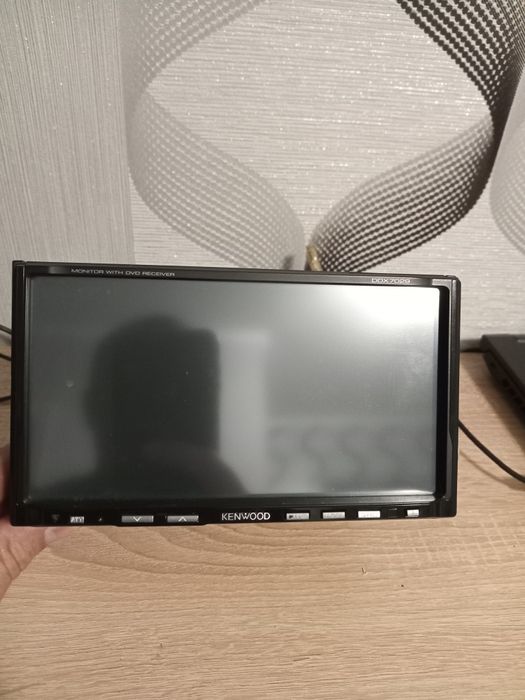 Продам автомагнитолу Kenwood DDX 7029