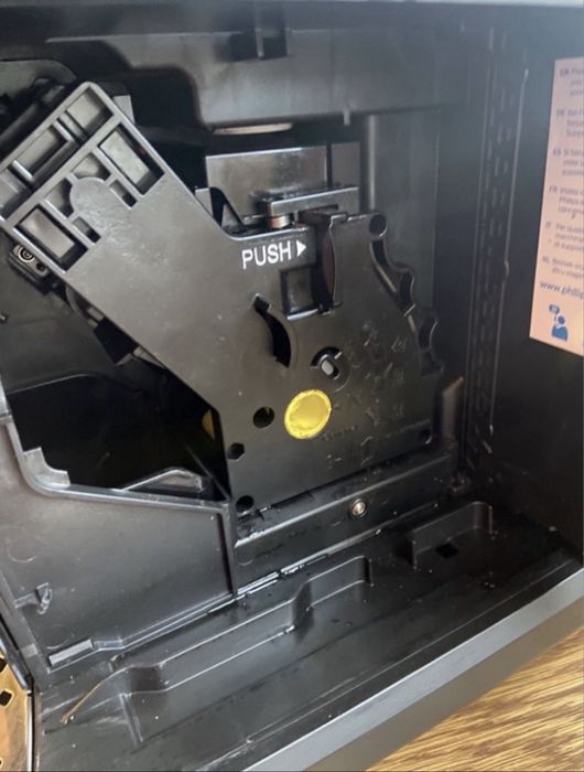 Кавомашина Кавоварка Philips EP2200  LatteGo 2024 рік ep2225 стан новоі