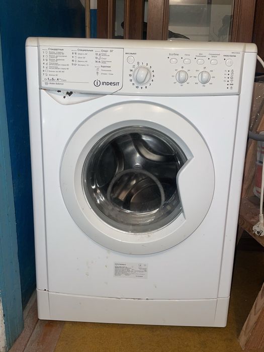 Пральна машина Indesit