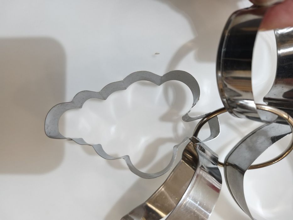 Fruit-Shaped Cookie Cutter446950682532270082