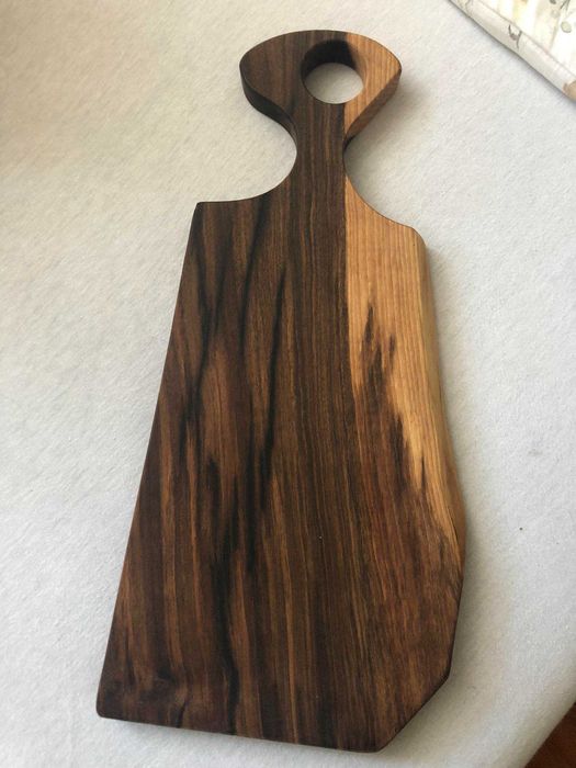 Deski-tacki do krojenia z orzecha