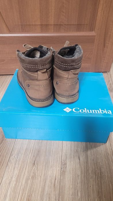 З натуральної шкіри зимові черевики Columbia 36 розмиір.