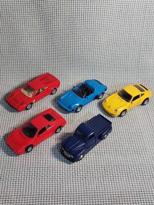 Lote de carros maisto
