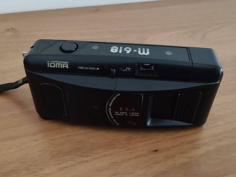 Máquina fotográfica analógica Toma M-618