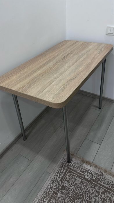 Кухонний обідній  стіл дуб сонома