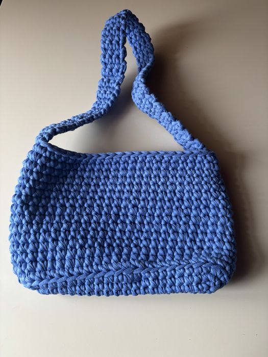 Вʼязана сумка з трикотажної пряжі
