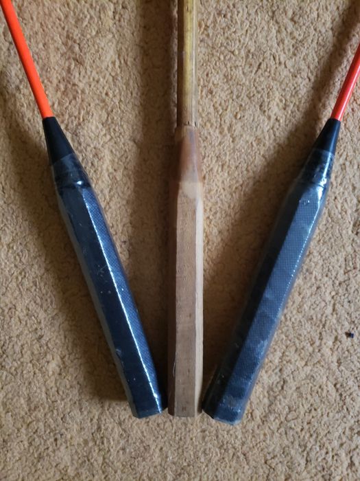 Комплект из 3 б/у ракеток для бадминтона