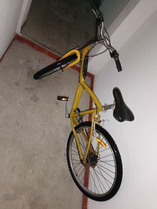 70€ bicicleta roda 26 pegar e andar com mudanças tudo ok