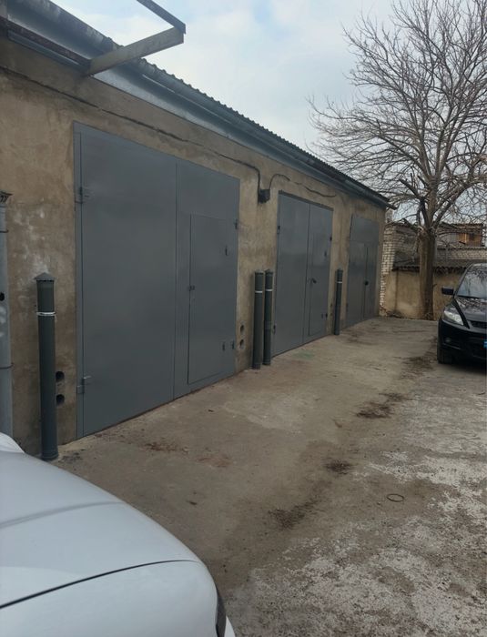 Продам 3 капитальних гаража