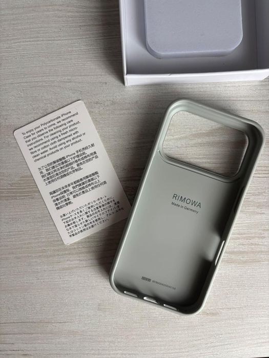 Rimowa etui iPhone 17 pro