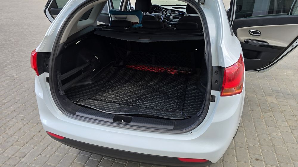 Kia Ceed SW 2013 — від першого власника, офіційний авто.
Модель: Kia Ceed Sportswagon (JD) SW 2013 — від першого власника, офіційний авто.