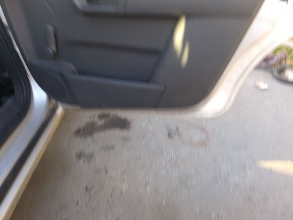 Opel Zafira B drzwi prawy tył z157