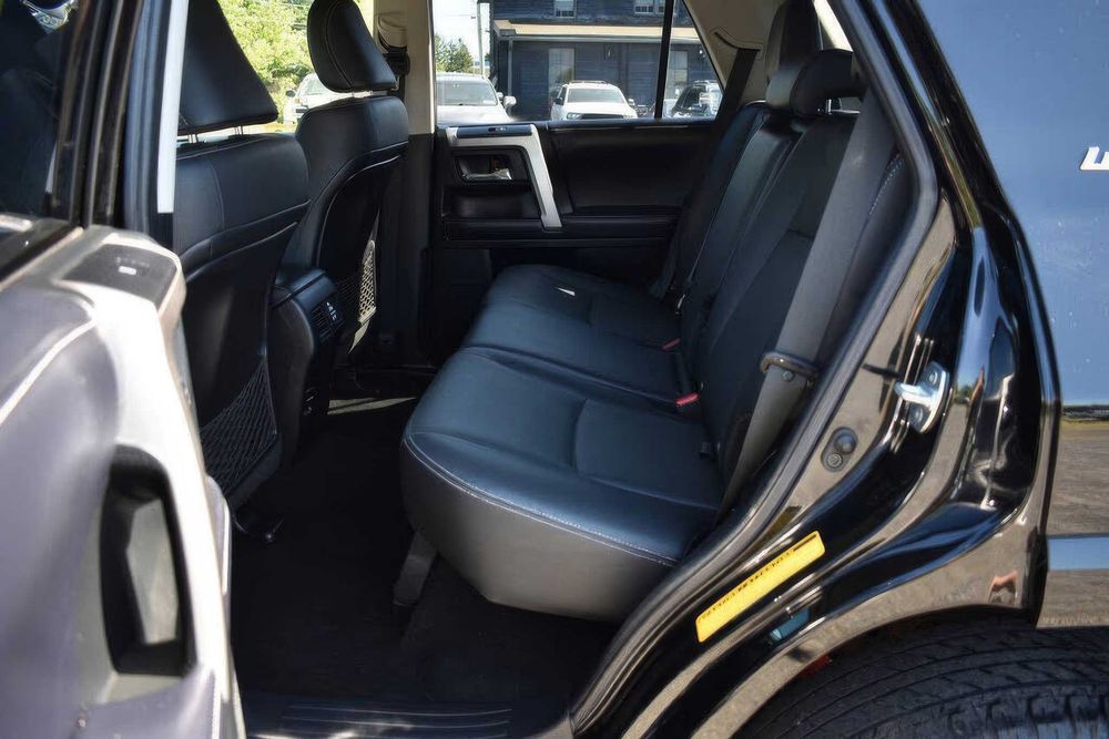Toyota 4Runner      2018