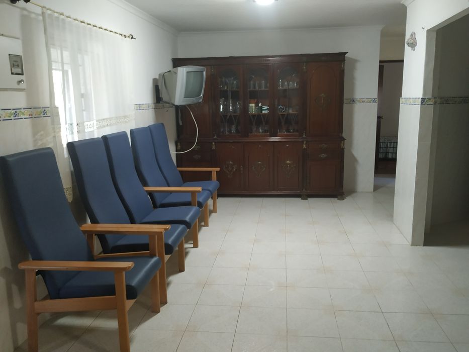 Aceitam-se idosos casa particular