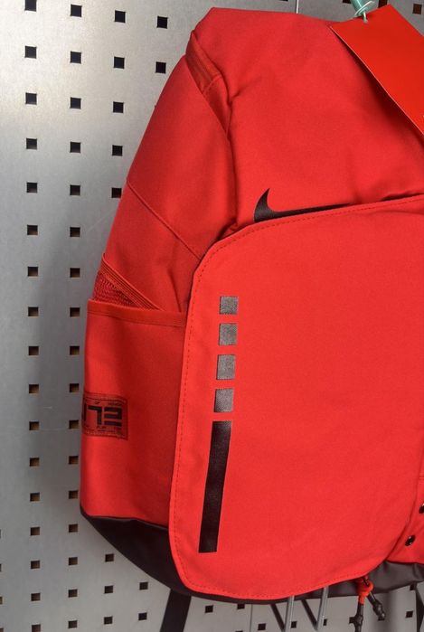Pojemny Plecak Koszykarski Nike Hoops Elite 32L – Czerwono-Czarny