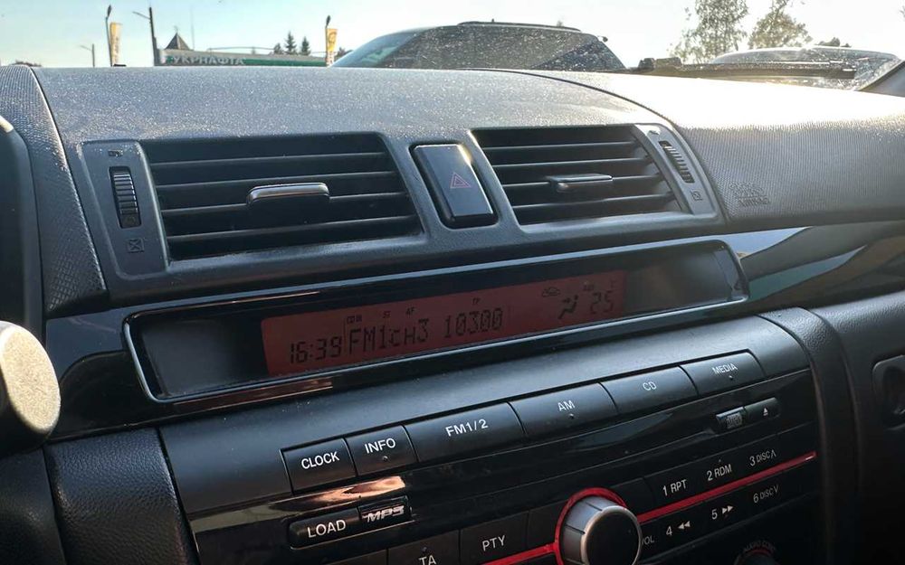 Mazda 3 2009 року