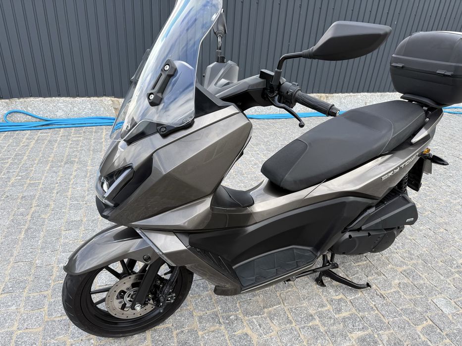 Kymco skytown 125 nova