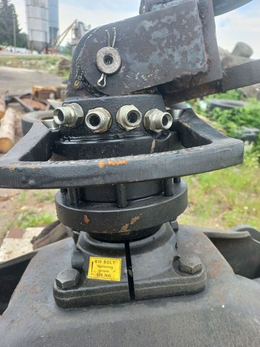 Продам захват з ротатором