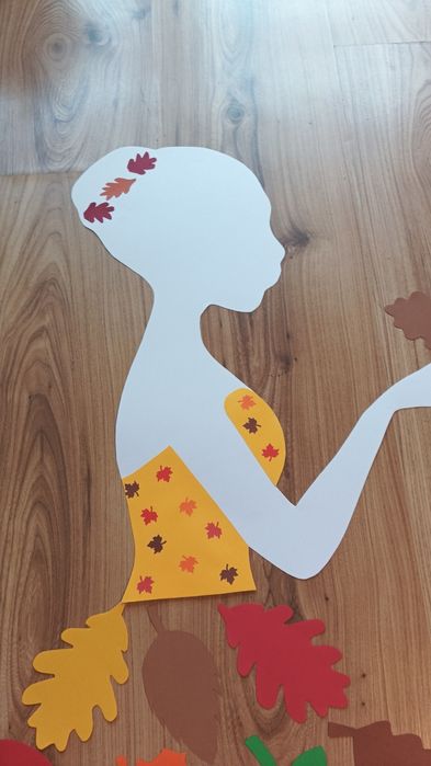 Dekoracja pani jesień z papieru