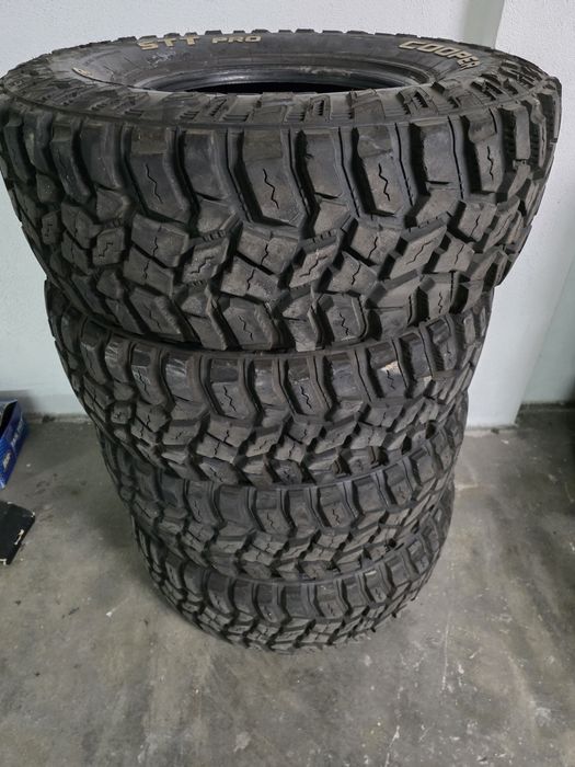 5 pneus 285/75R16 Cooper Discoverer STT Pro
