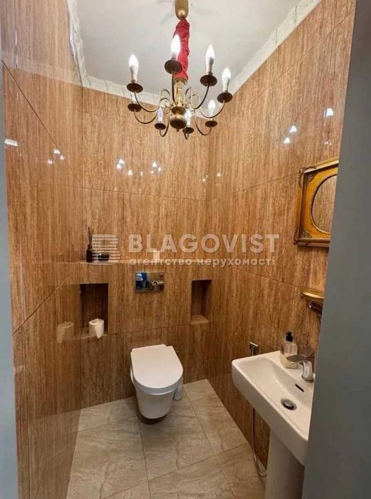 Простора 2-кімнатна квартира 95 м² біля метро Вирлиця, м.Харківська