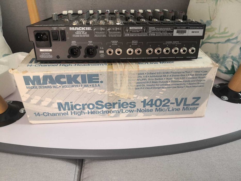 Mesa de Mistura Mackie 1402-VLZ – Excelente Estado + Caixa Original