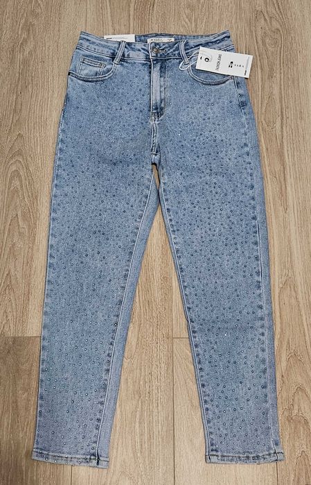 Nowe spodnie jeansowe firmy M.Sara