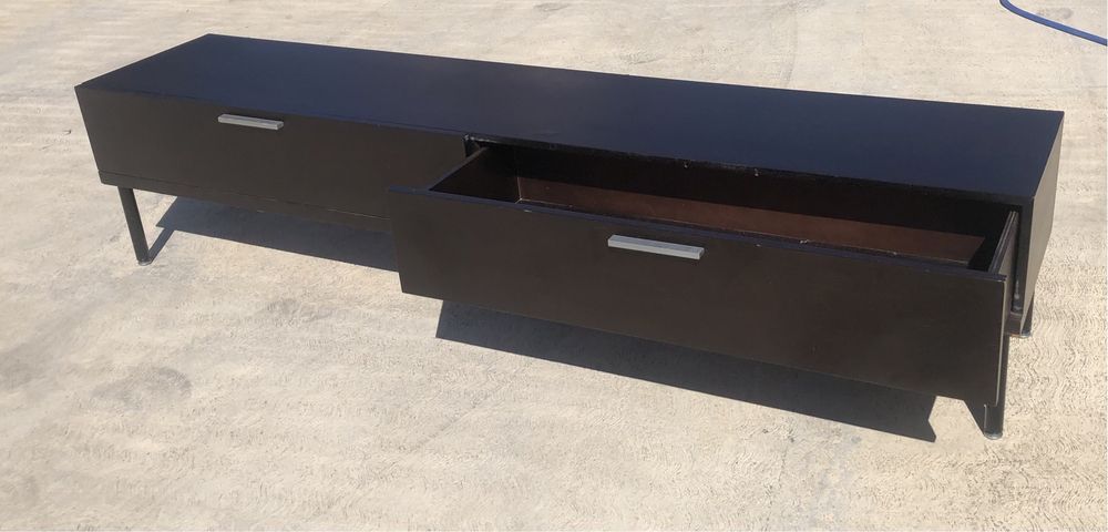 Móvel para TV com arrumação